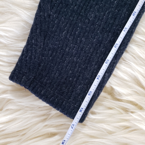 VGUC Zara Knit Floral Sequin Embroidered 3/4 Sleeves Top Sweater Size L - Picture 13 of 13